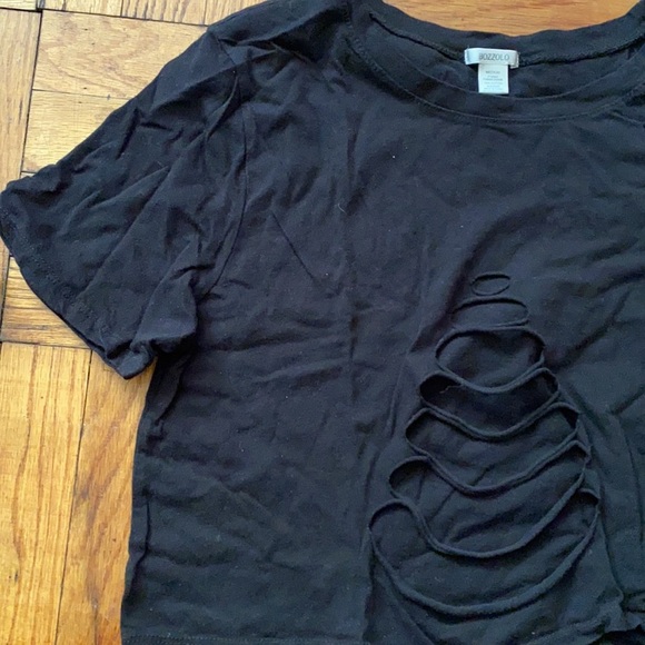 bozzolo black cropped with holes in front as design size: M - Picture 2 of 7